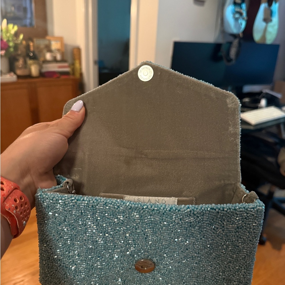 Island To East Side Beaded Clutch in Teal - Picture 3 of 5